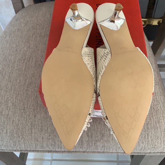 Donald J Pliner NEW DIEME SLING PYTHON print - Picture 5 of 6